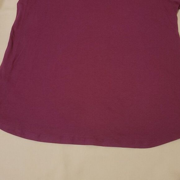 Logo by Lori goldstein the tee size medium - Picture 3 of 8